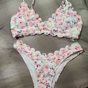 ❌SOLD ON MERCARI❌Sexy cute bikini 👙